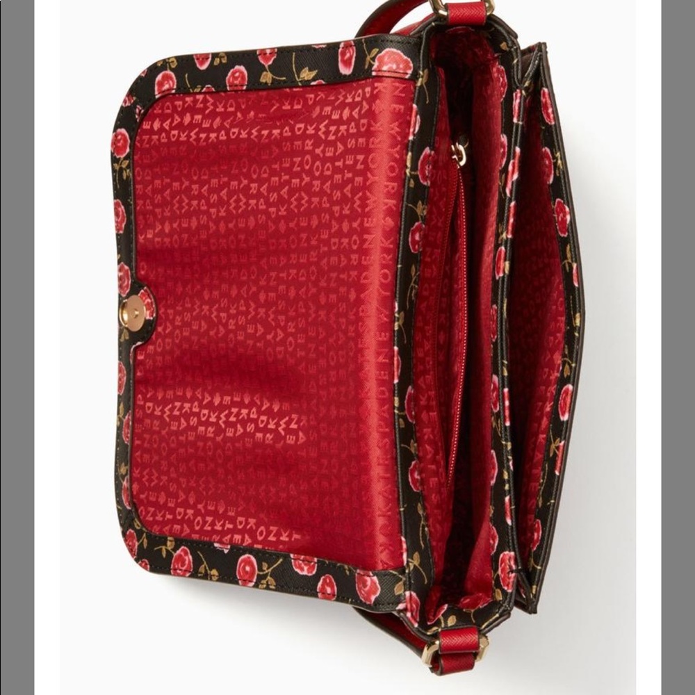 Kate Spade ♠️ crossbody with matching wallet - Picture 2 of 6